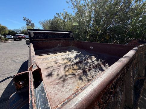 Used 2000 Ford F550 165 WB image 8