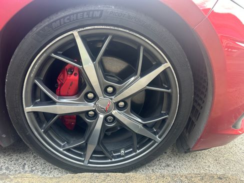 Used 2021 Chevrolet Corvette Stingray Preferred Cpe w/ Chrome Exterior Badge Package image 12