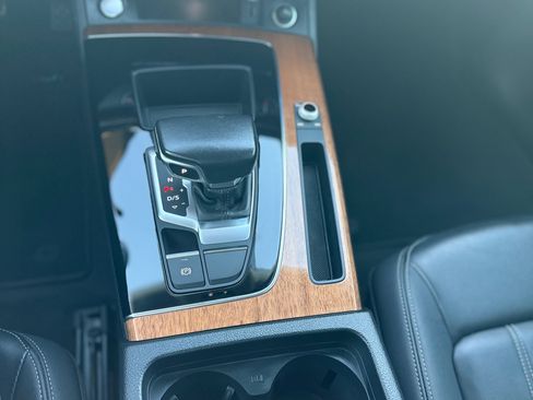 Used 2023 Audi Q5 2.0T Premium image 6