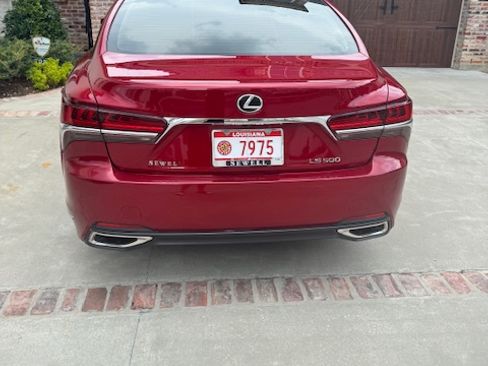 Used 2019 Lexus LS 500 F Sport image 11