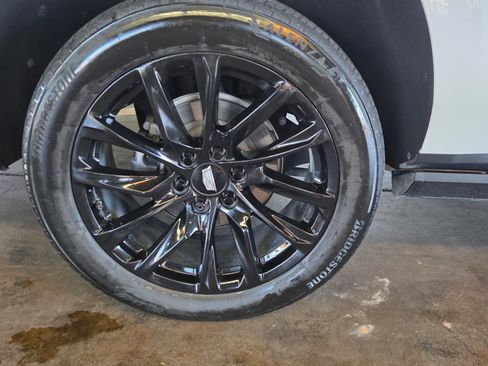 Used 2023 Cadillac Escalade ESV Sport w/ LPO, ONYX Package image 19