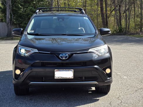 Used 2016 Toyota RAV4 Limited AWD/4WD image 1