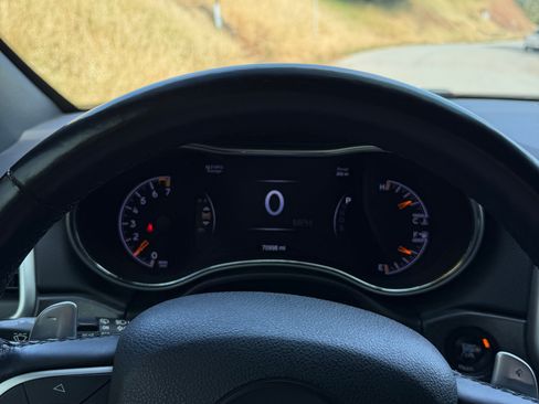 Used 2015 Jeep Grand Cherokee Altitude image 12