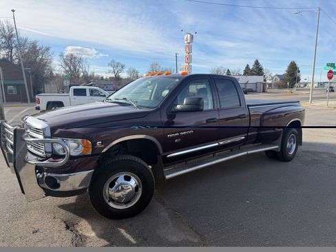 Used 2004 Dodge Ram 3500 Truck SLT w/ Trailer Tow Group AWD/4WD image 1