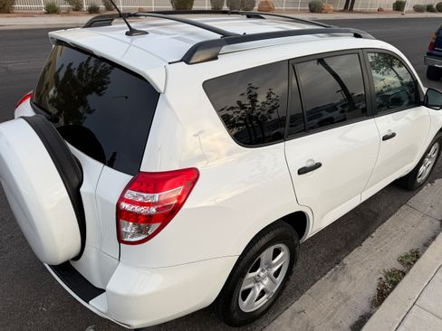 Used 2011 Toyota RAV4 2WD w/ 3rd Row image 8