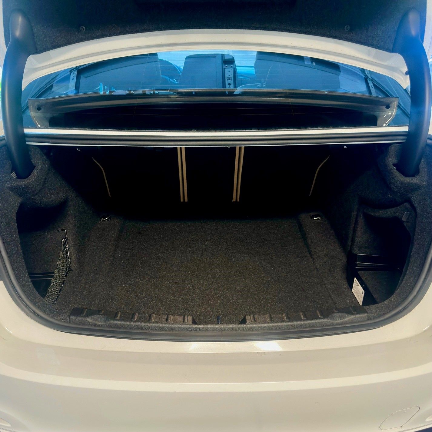 Used 2018 BMW 330i Sedan RWD image 19