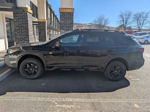 Used 2025 Subaru Outback Wilderness image 6