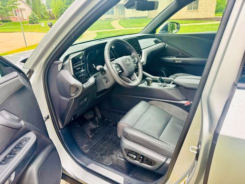 Used 2025 Lexus TX 350 AWD image 9
