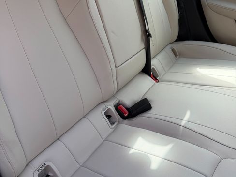 Used 2022 Mercedes-Benz CLA 250 image 15