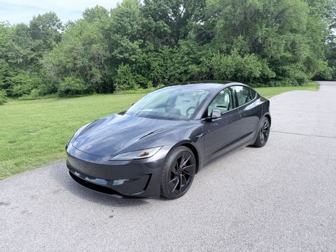 Used 2024 Tesla Model 3 Performance AWD/4WD image 1