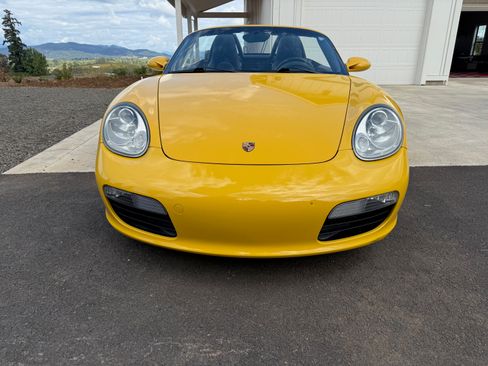 Used 2006 Porsche Boxster RWD image 4