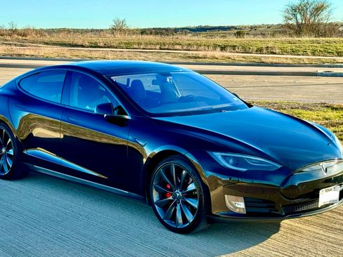 Used 2013 Tesla Model S Performance RWD image 5