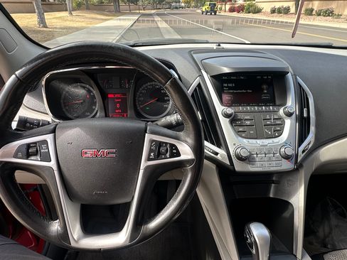 Used 2015 GMC Terrain SLE image 12