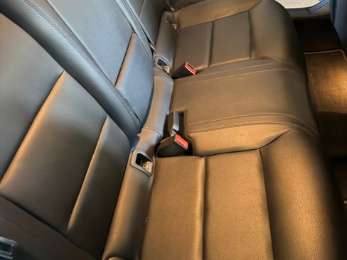 Used 2015 Mercedes-Benz CLA 250 image 9