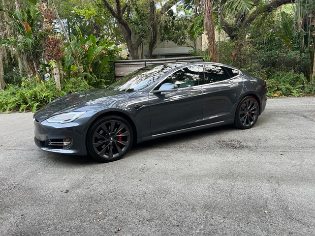 Used 2020 Tesla Model S Performance AWD/4WD image 1