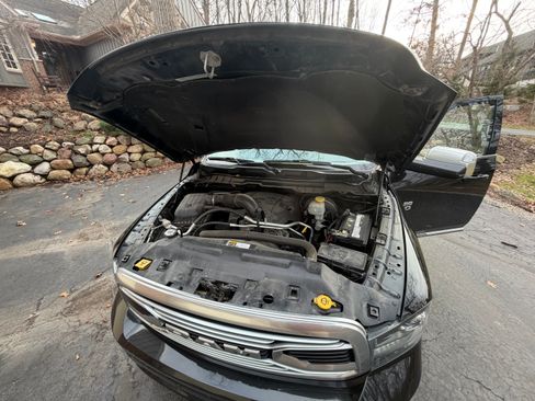 Used 2018 RAM 1500 Limited image 18