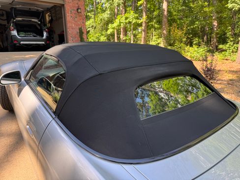 Used 2005 Honda S2000 image 25