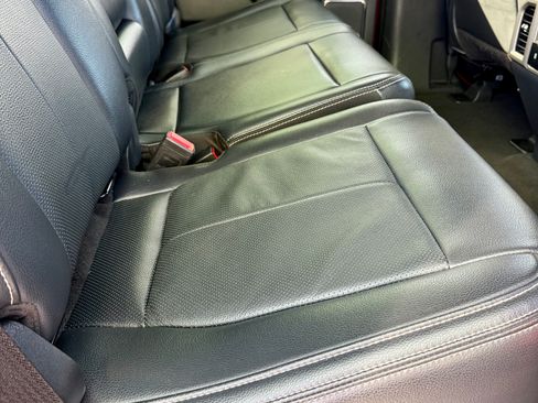 Used 2022 Ford F250 Lariat w/ FX4 Off-Road Package image 10