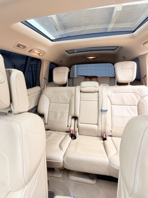 Used 2013 Mercedes-Benz GL 550 4MATIC image 9