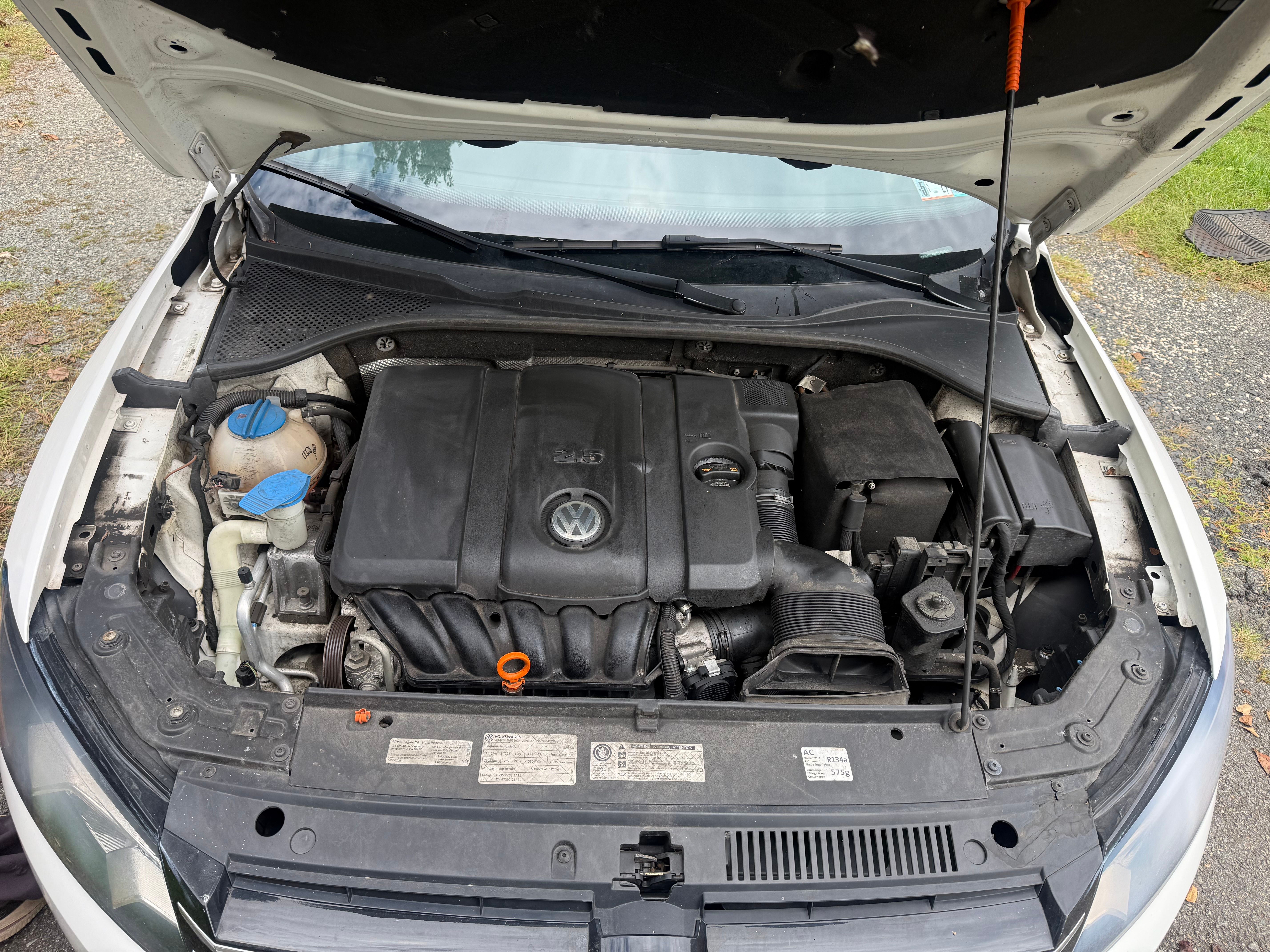 Used 2013 Volkswagen Passat 2.5 S FWD image 11