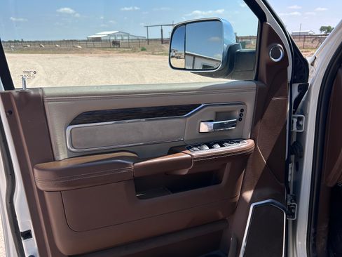 Used 2021 RAM 3500 Laramie AWD/4WD image 14