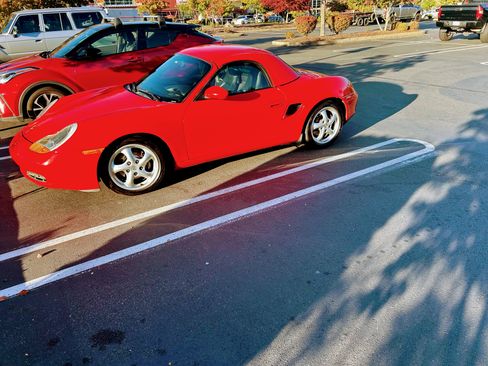 Used 2000 Porsche Boxster image 1