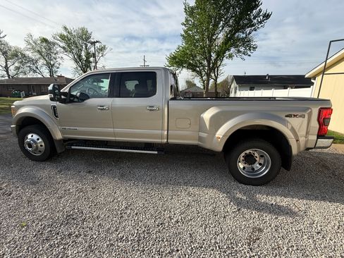Used 2017 Ford F450 Lariat w/ Lariat Ultimate Package AWD/4WD image 27