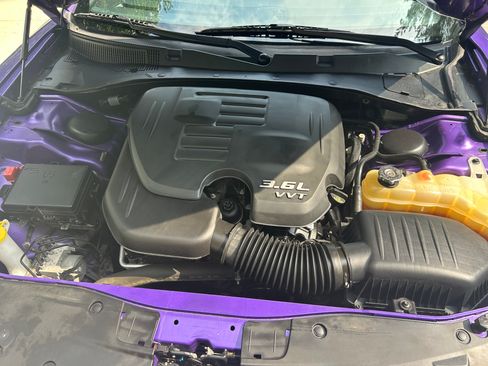 Used 2018 Dodge Charger GT AWD/4WD image 9