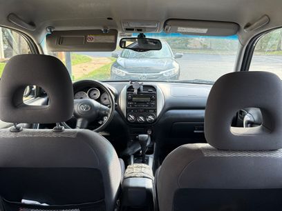 Used 2005 Toyota RAV4 2WD