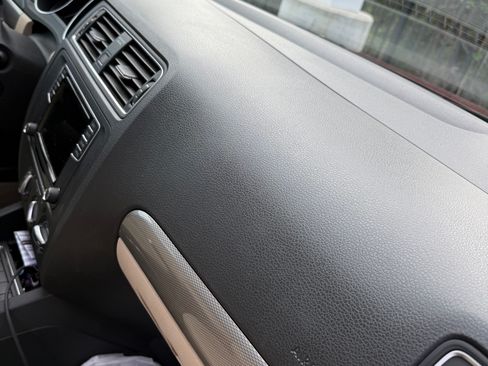 Used 2016 Volkswagen Jetta SE image 15