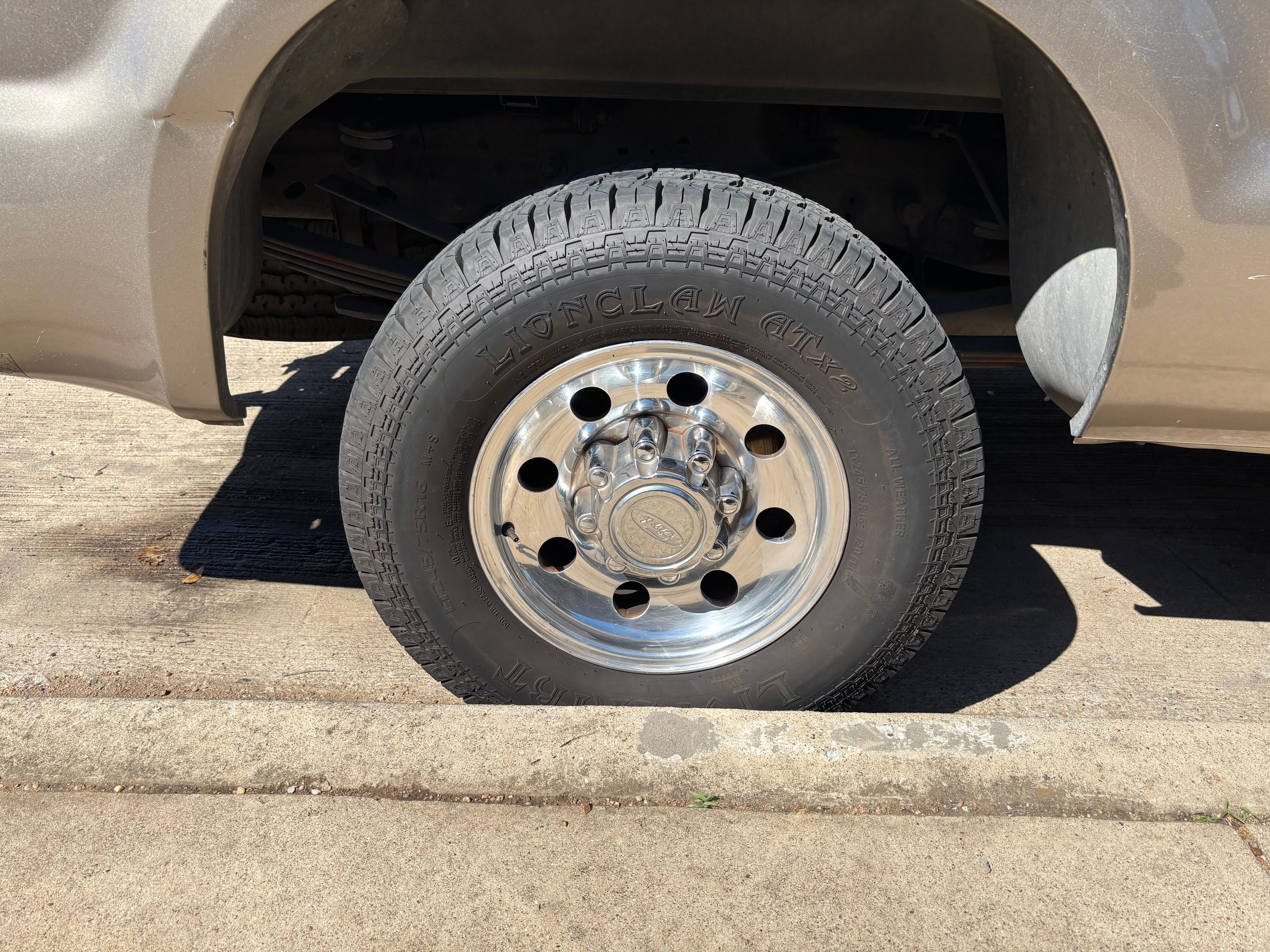 Used 2003 Ford F250 XLT RWD image 11