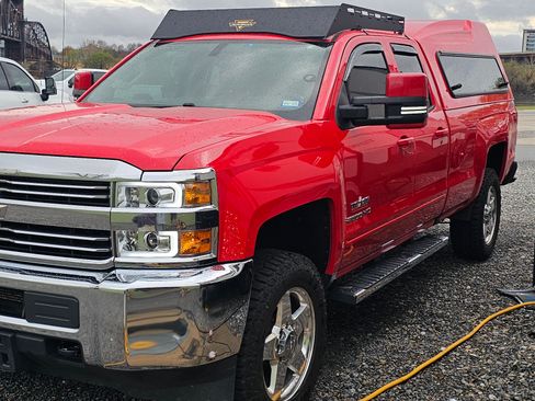 Used 2018 Chevrolet Silverado 2500 LT image 4