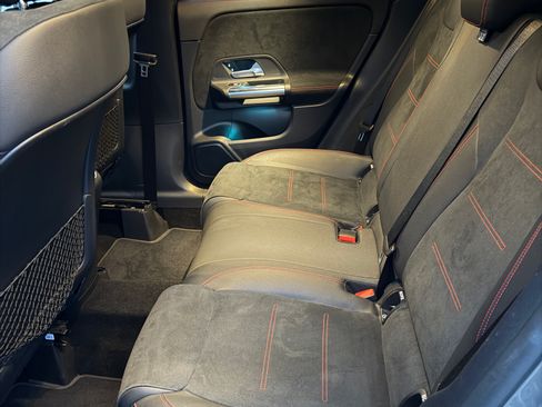 Used 2022 Mercedes-Benz GLA 250 image 10