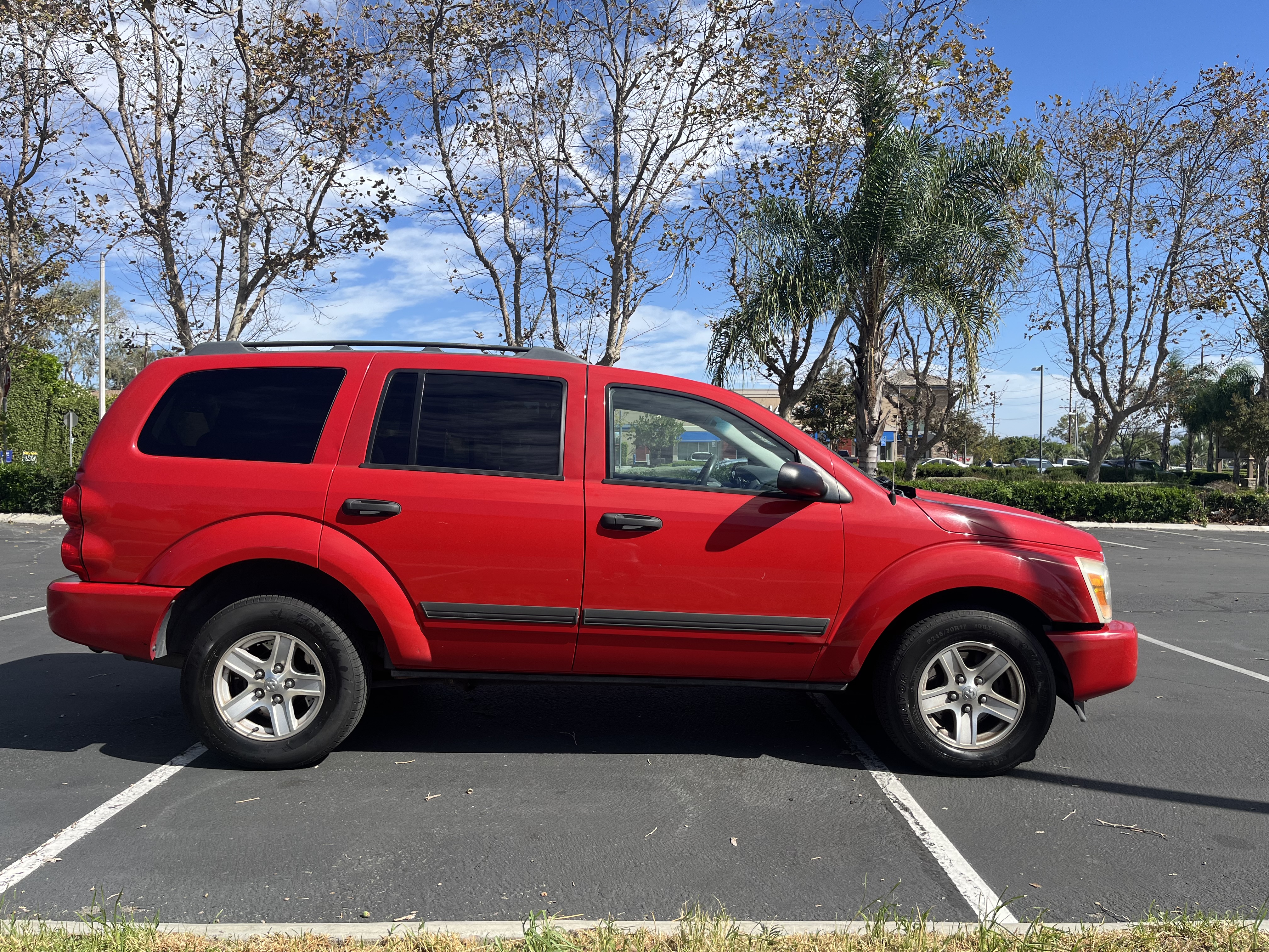 Used 2006 Dodge Durango SLT w/ Interior Convenience Group AWD/4WD image 2