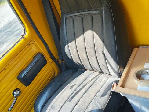 Used 1996 GMC G3500 Vandura image 30