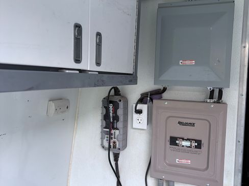 Used 2018 Mercedes-Benz Sprinter 2500 image 22