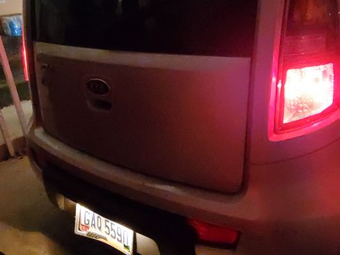 Used 2011 Kia Soul + image 14