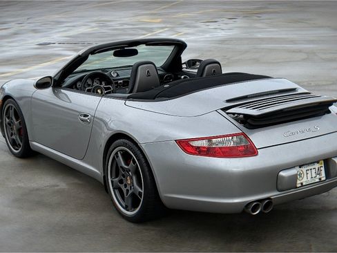 Used 2006 Porsche 911 Carrera S image 5