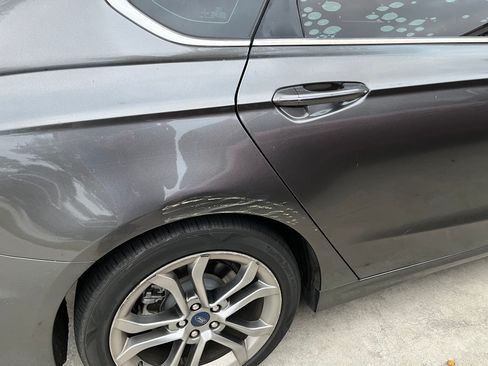 Used 2019 Ford Fusion Titanium image 6