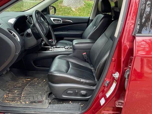 Used 2013 Nissan Pathfinder SL image 6