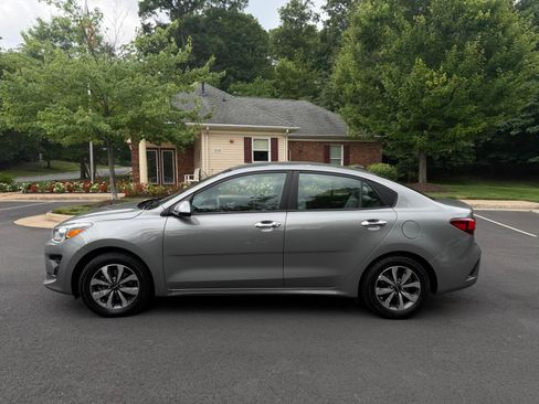 Used 2022 Kia Rio S w/ Technology Package FWD image 12