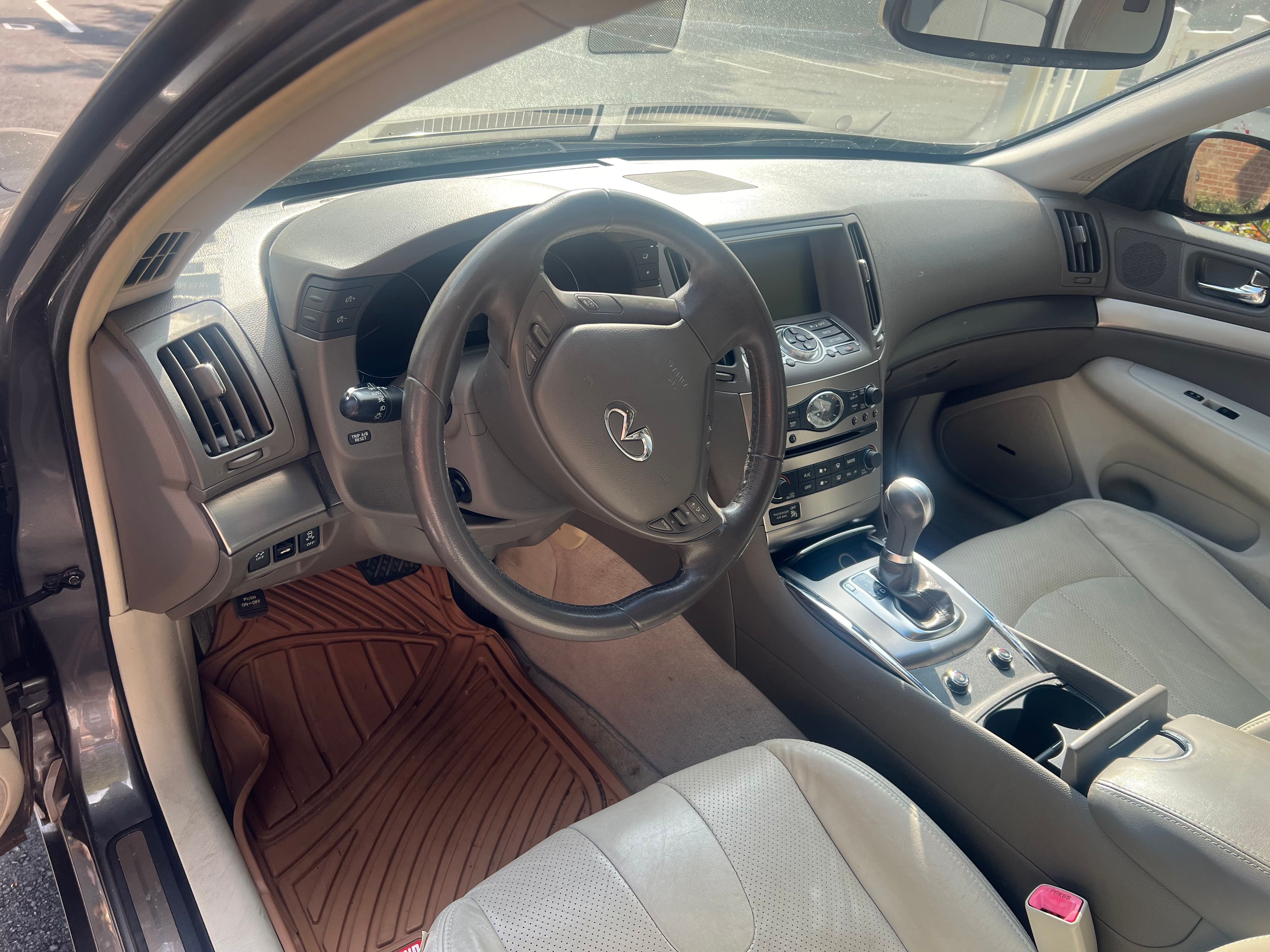 Used 2013 INFINITI G37 Journey w/ Premium Pkg RWD image 9