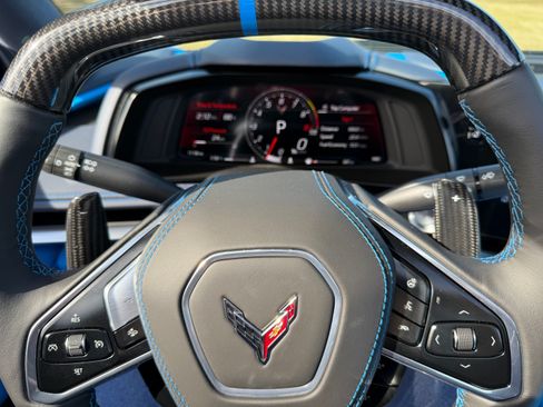 Used 2025 Chevrolet Corvette Z06 image 16
