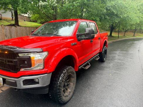 Used 2018 Ford F150 XLT AWD/4WD image 5