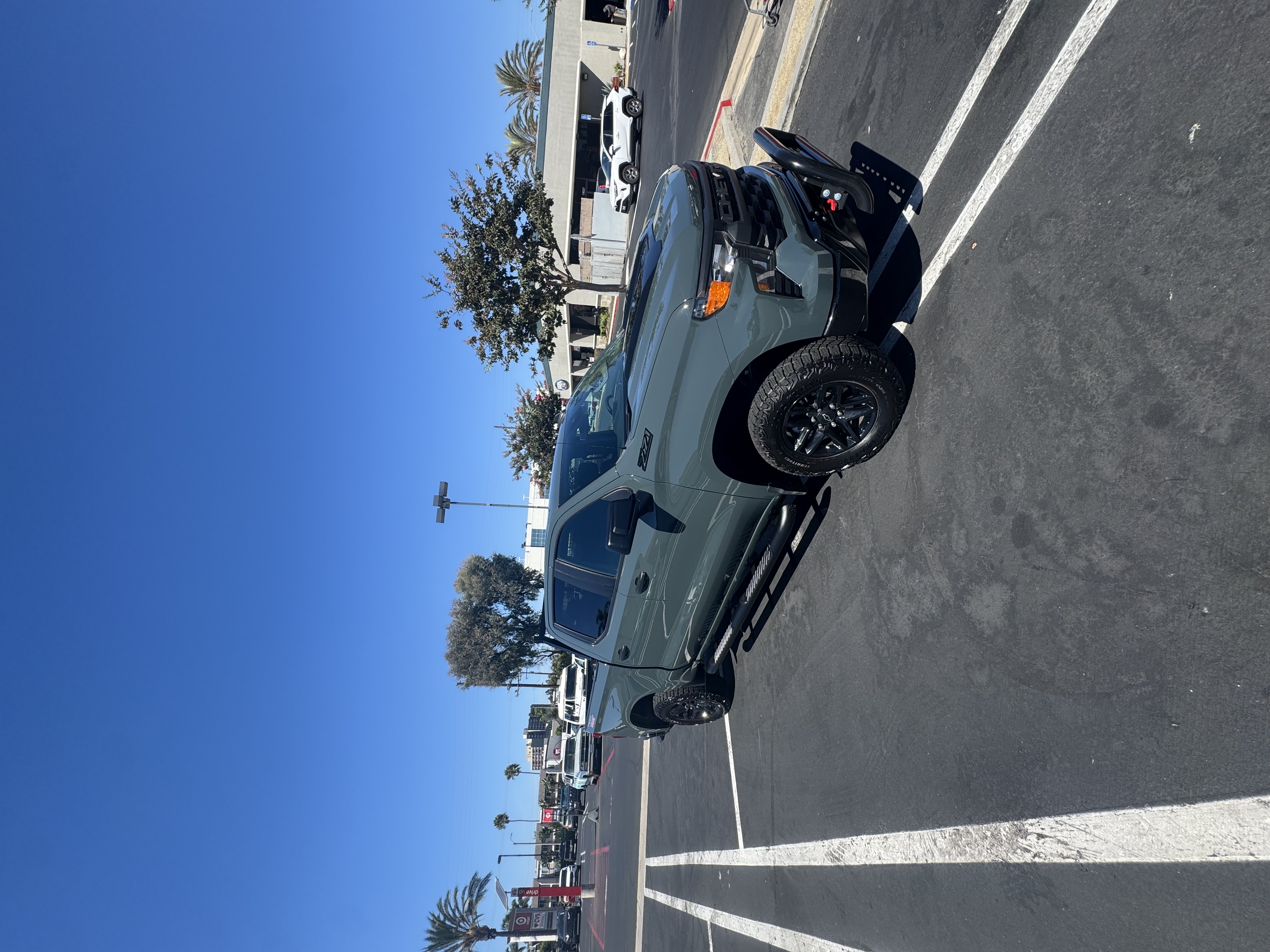 Used 2025 Chevrolet Silverado 1500 Custom Trail Boss w/ LPO, Utility Wall Package AWD/4WD image 26