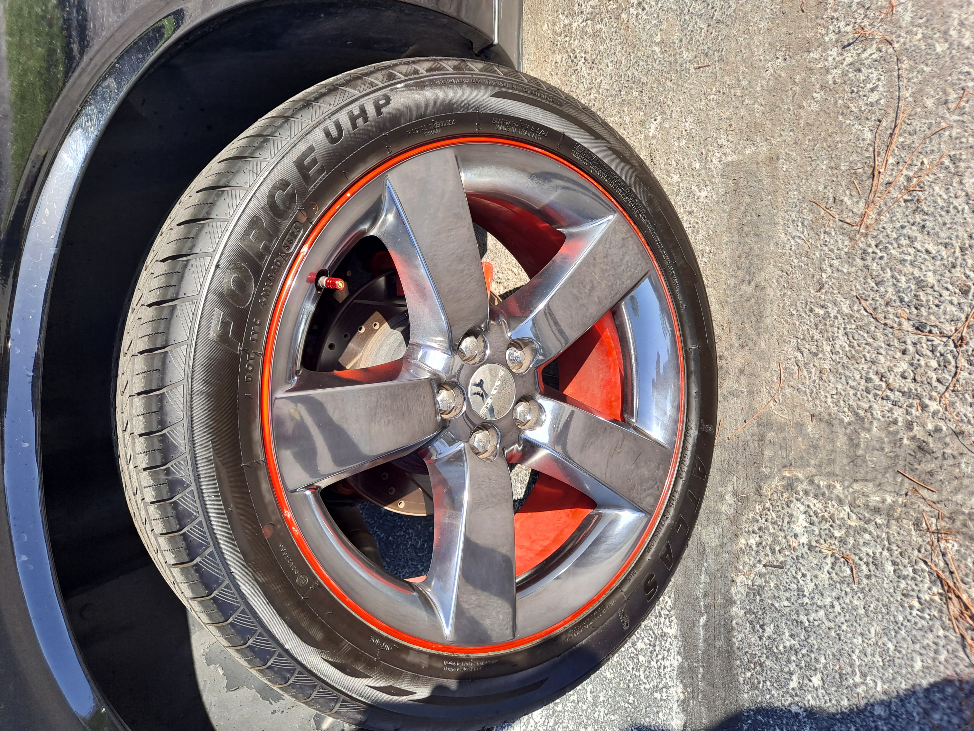 Used 2013 Dodge Challenger SXT RWD image 12
