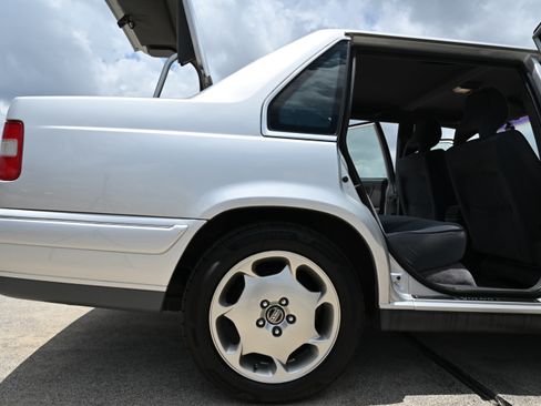 Used 1998 Volvo S90 RWD image 22