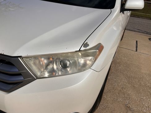 Used 2011 Toyota Highlander SE image 6