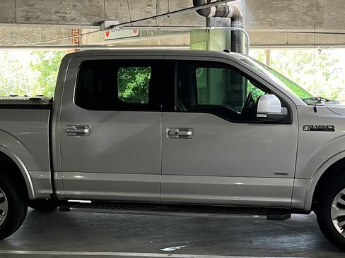 Used 2016 Ford F150 Lariat w/ Equipment Group 501A Mid image 4