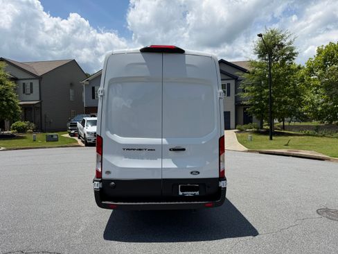 Used 2026 Ford Transit 250 148 High Roof Extended w/ Load Area Protection Package RWD image 5